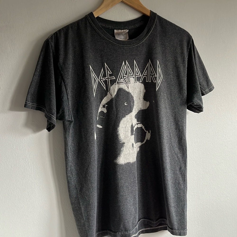 Vintage Def Leppard T-Shirt / Y2K / Small